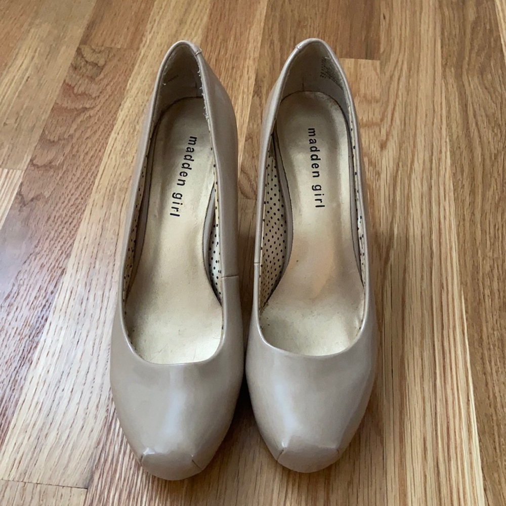Madden Girl Nude Heels (8W)